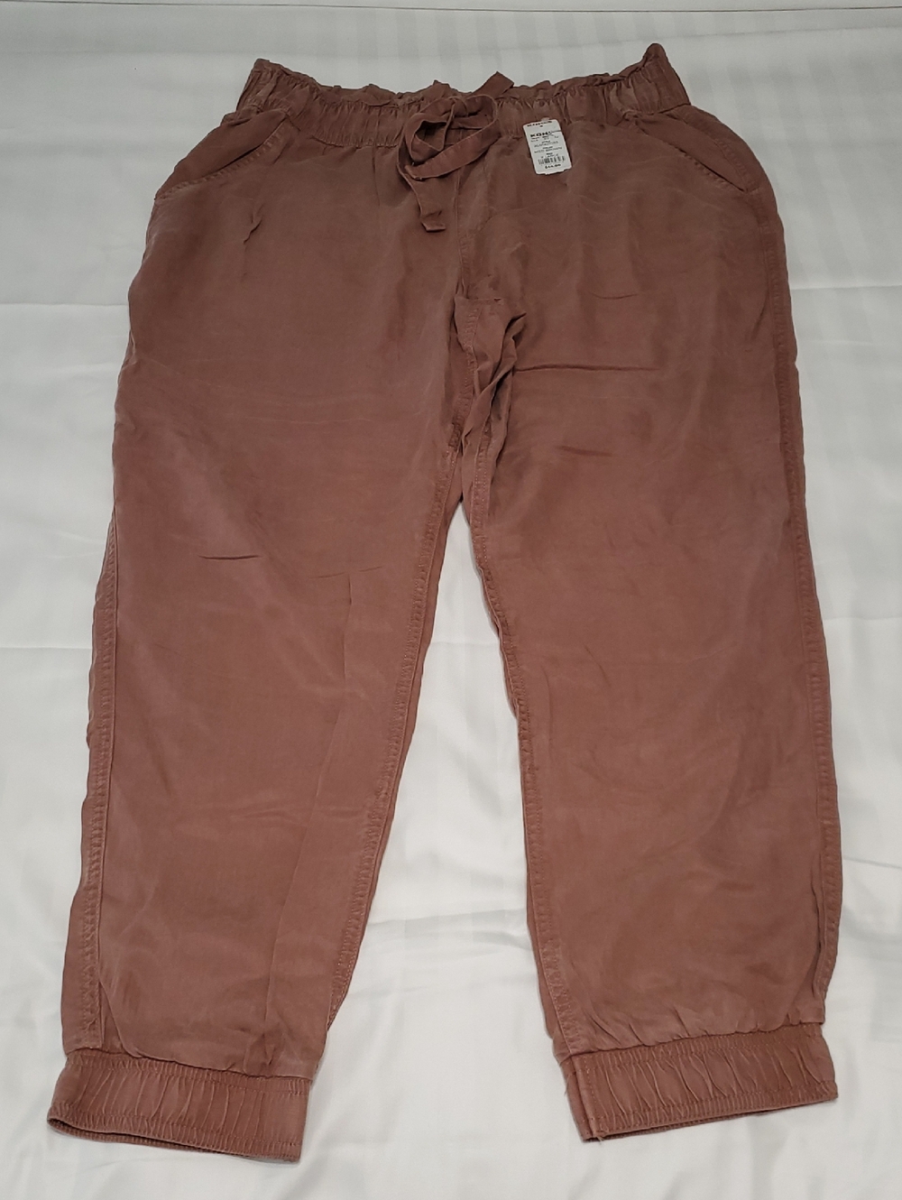 Women's Casual Elastic Waist Pants in Med Brown